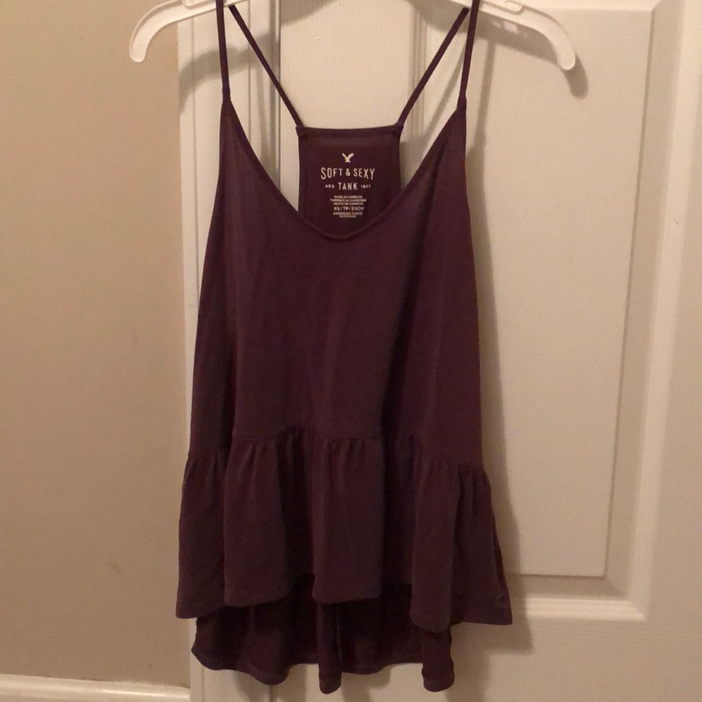 AE plum colored tank top